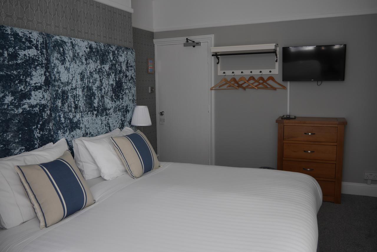 Redlands Hotel Бриксам Екстериор снимка