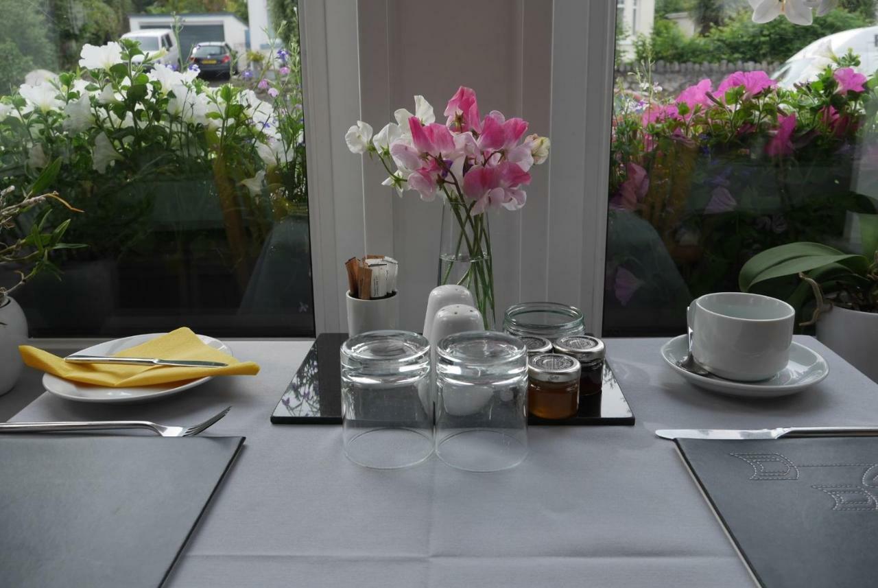Redlands Hotel Бриксам Екстериор снимка